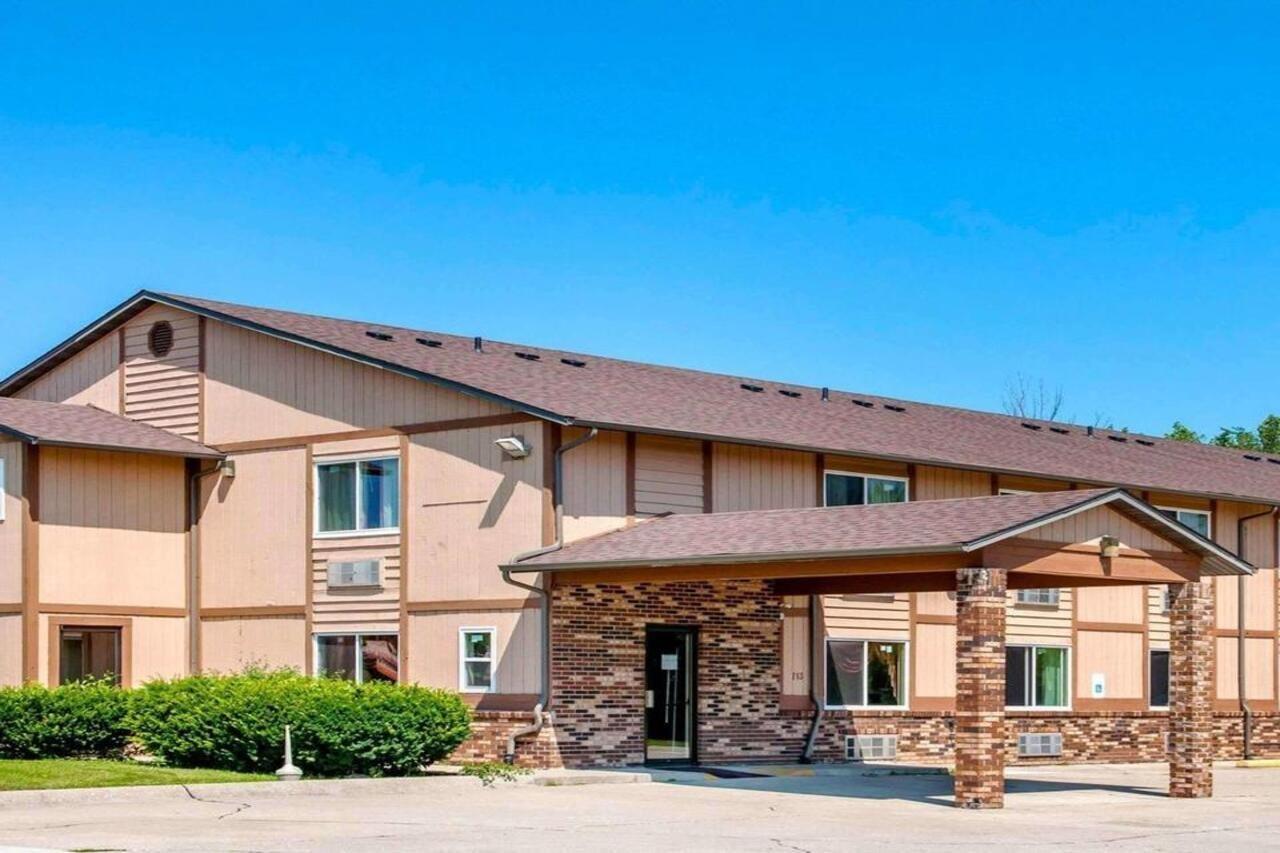 Fairbridge Express Motel 2*