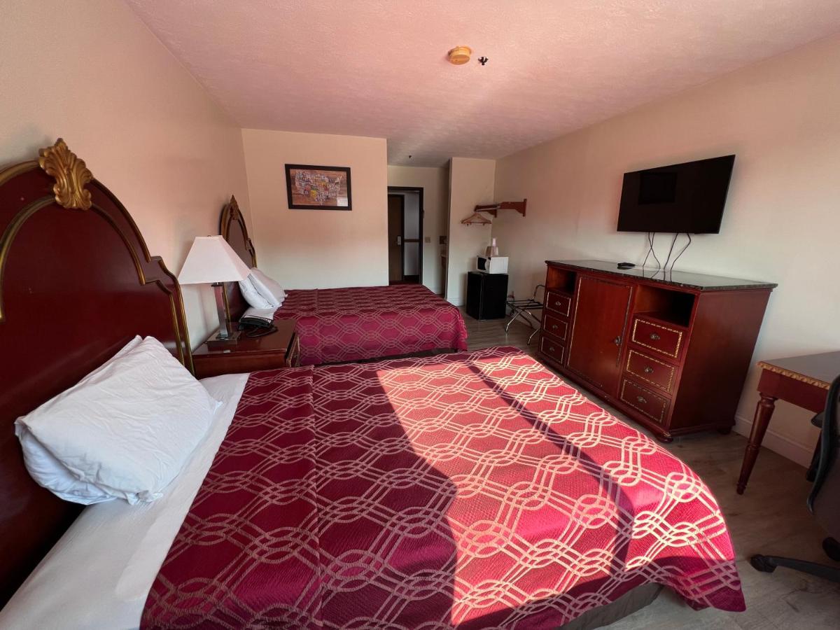 Fairbridge Express Motel